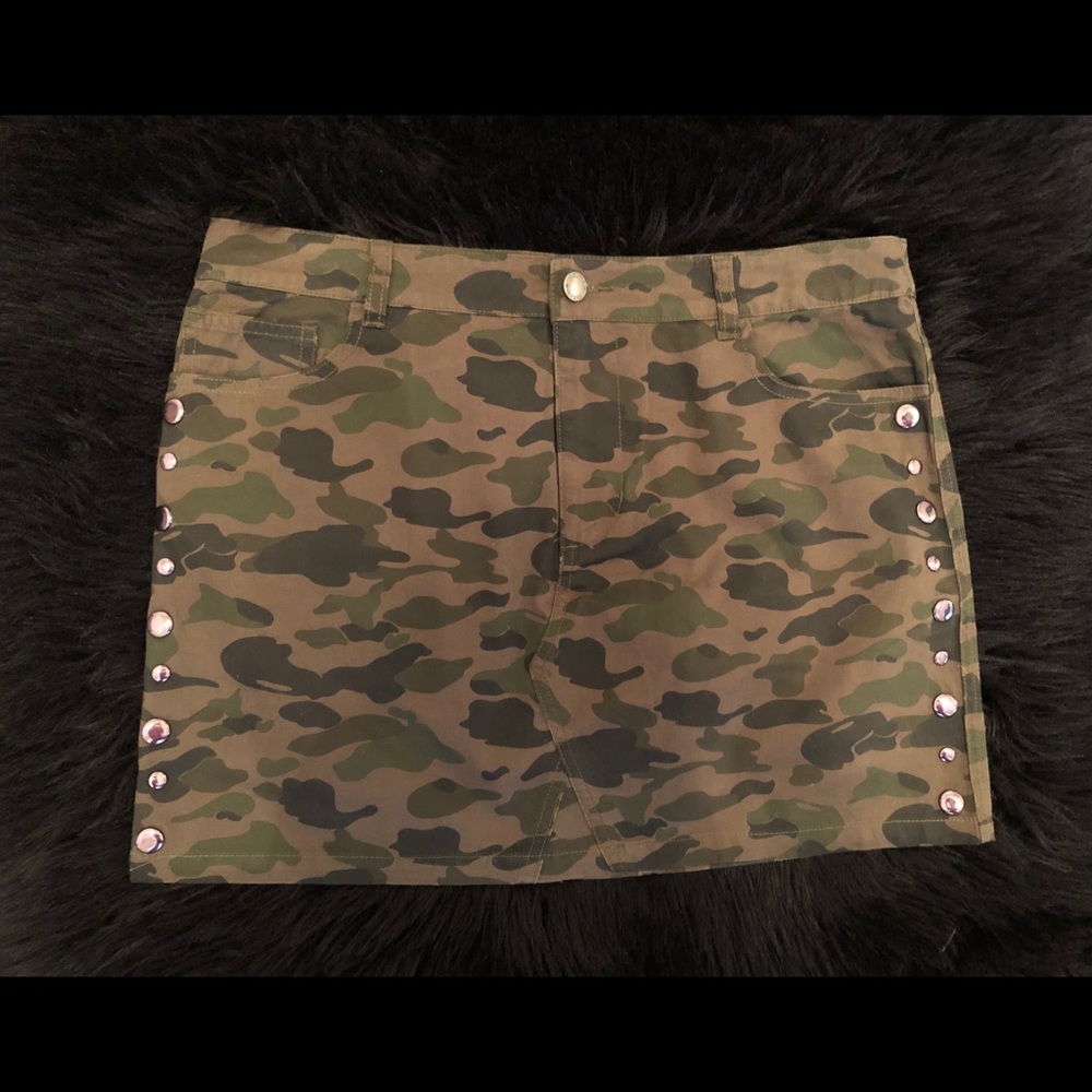 Rebecca Minkoff camo miniskirt